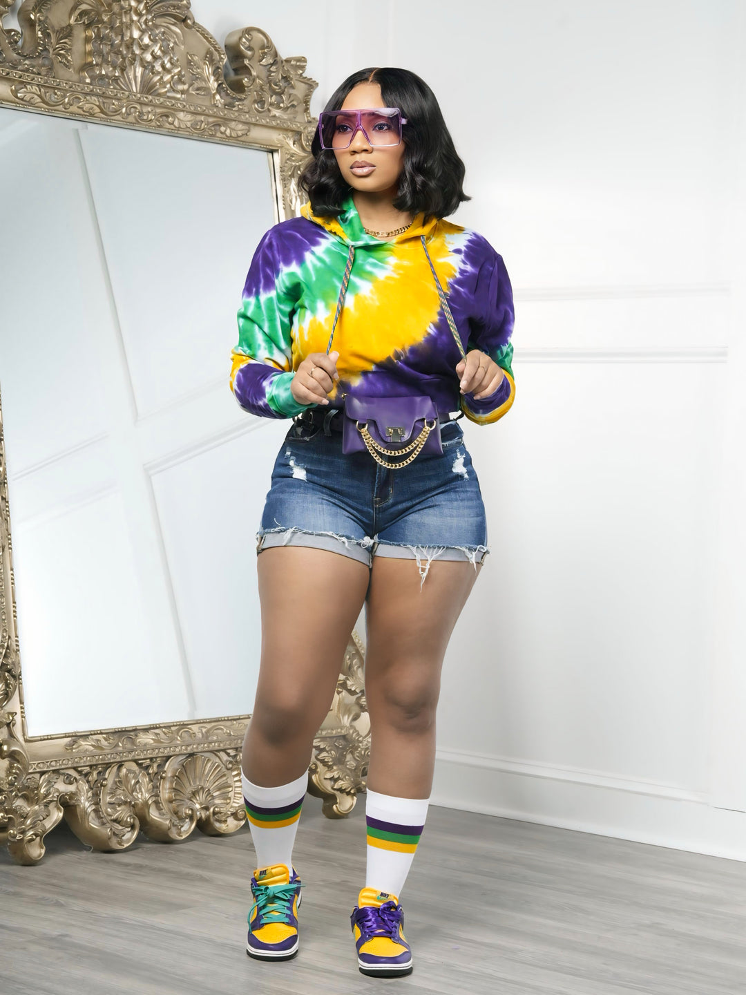 FAT TUESDAY FEELS CROP HOODIE